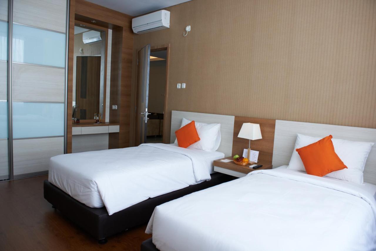 Winstar Hotel Пеканбару Екстер'єр фото